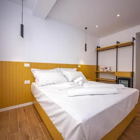 Hesperus Hotel