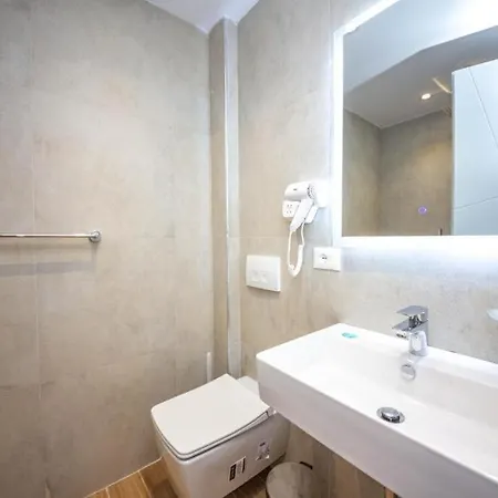 Hesperus Hotel 4*