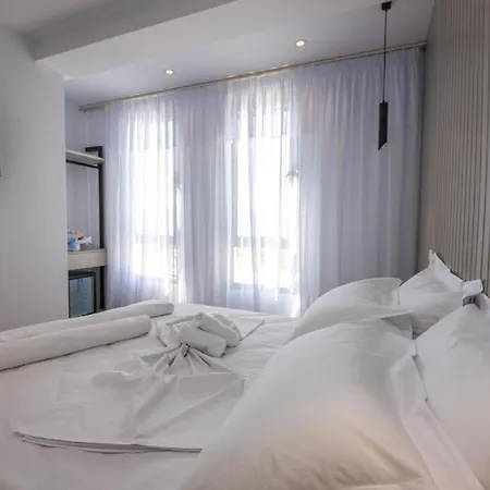 Hesperus Hotel